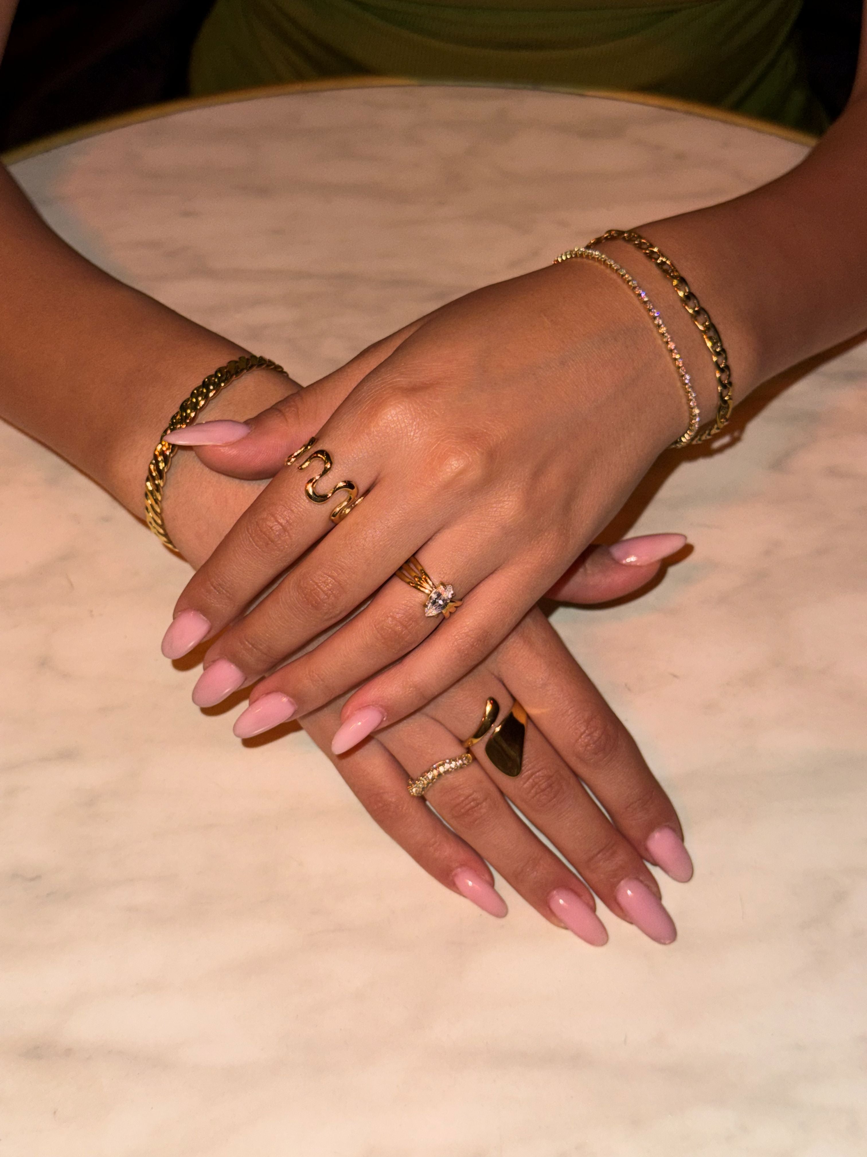 AMOR BRACELET