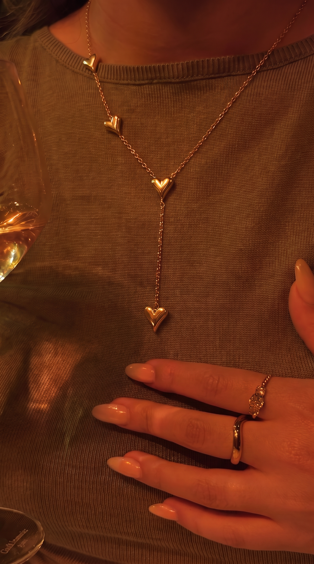 EIRA NECKLACE